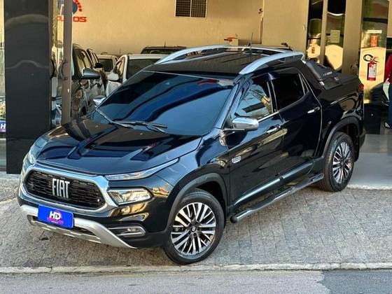 FIAT TORO 2.0 16V TURBO DIESEL RANCH 4WD AT9 FIAT TORO 2.0 16V TURBO DIESEL RANCH 4WD AT9